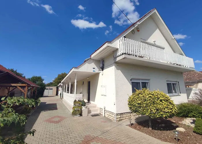 In - Balaton 19786 Siófok